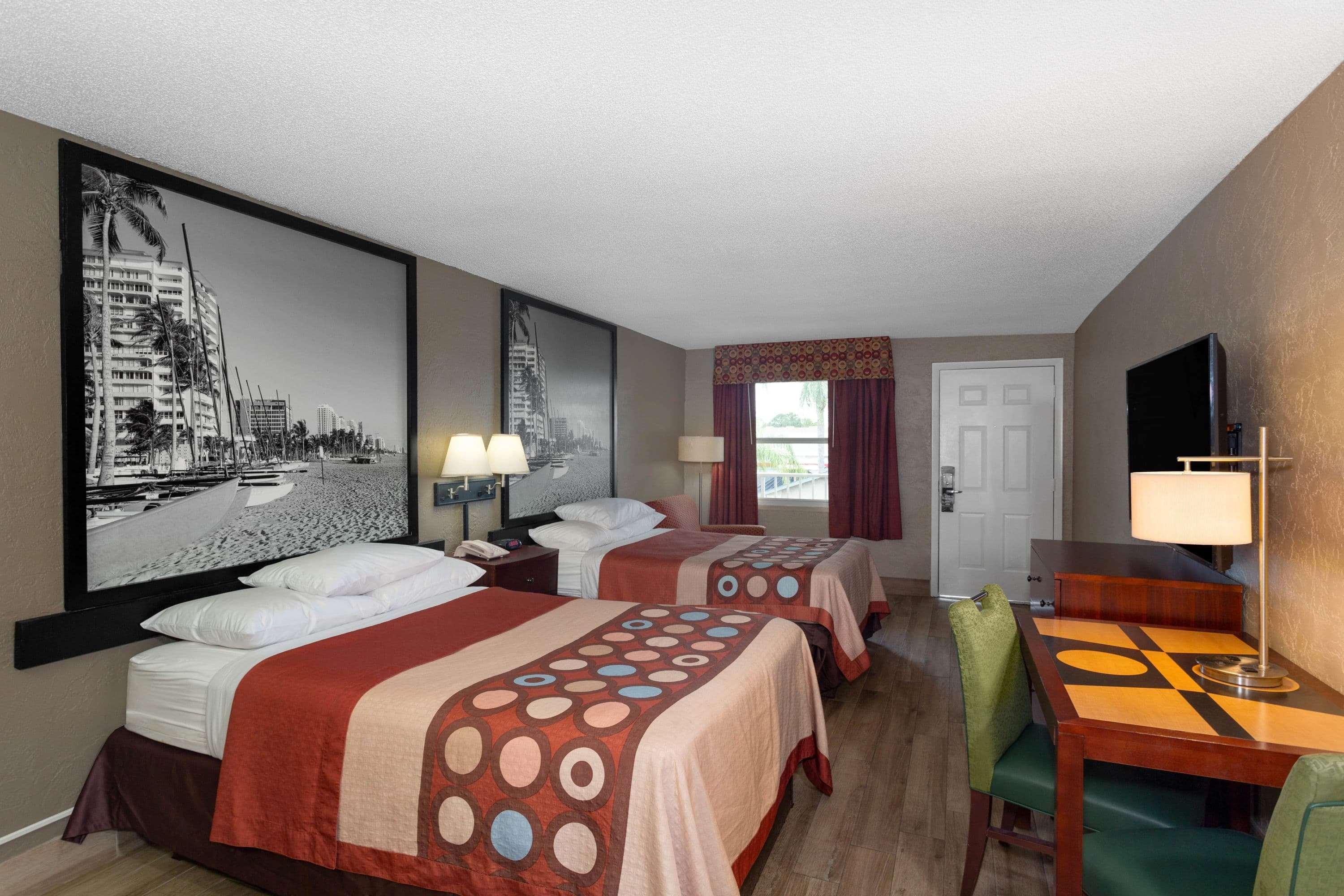 Super 8 by Wyndham Bradenton Sarasota Area Exterior foto