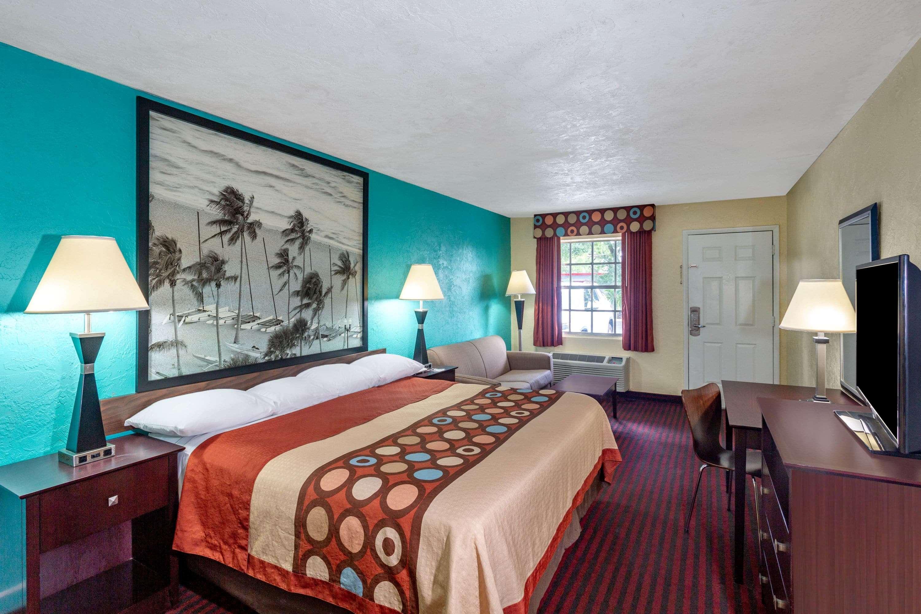 Super 8 by Wyndham Bradenton Sarasota Area Exterior foto